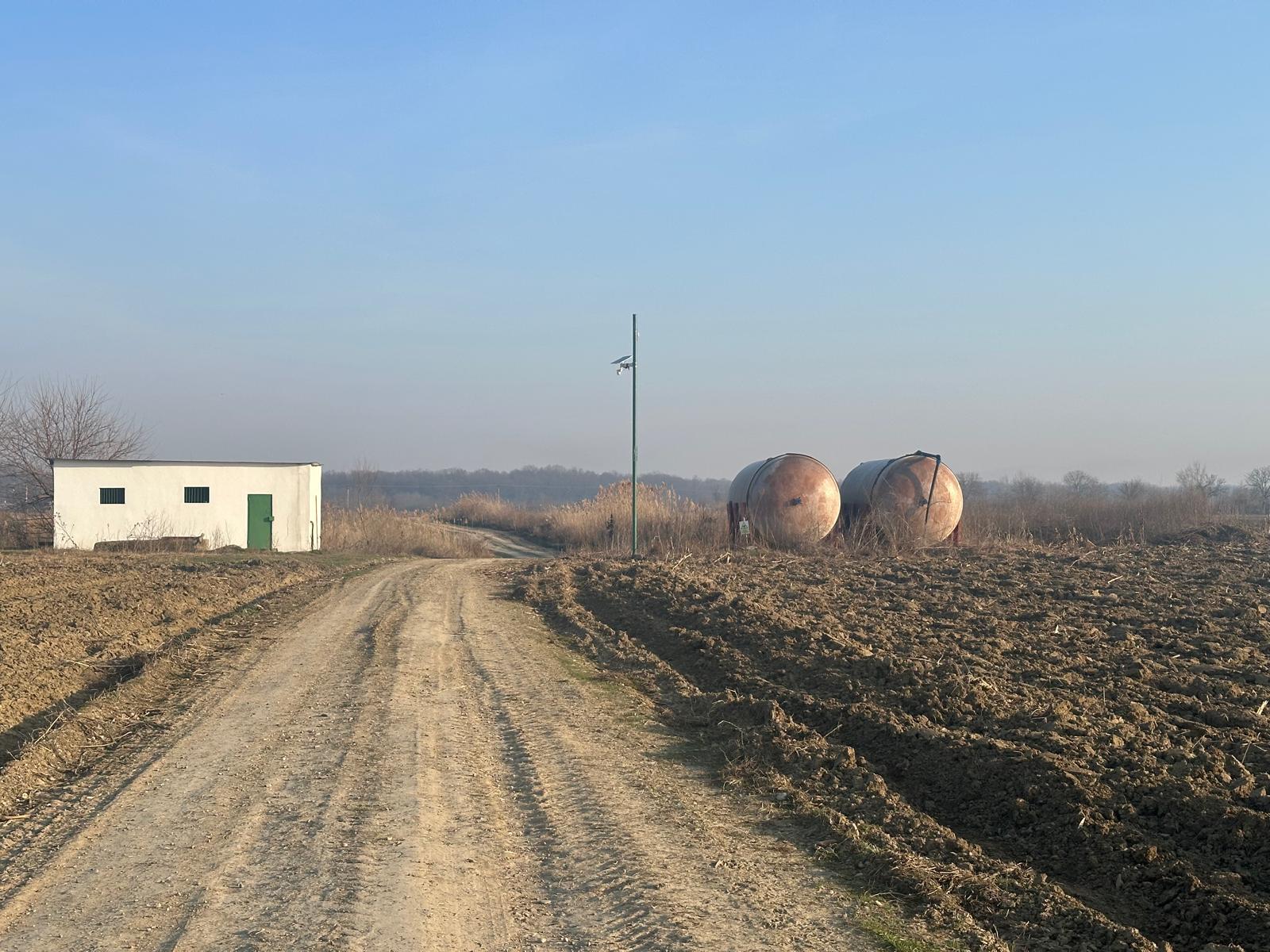 Utility building and water tanks, Ivești farm